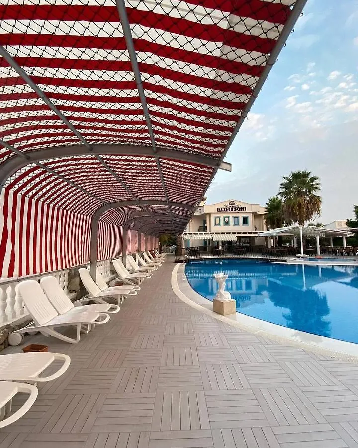 Hotel Grand Levent 博德鲁姆