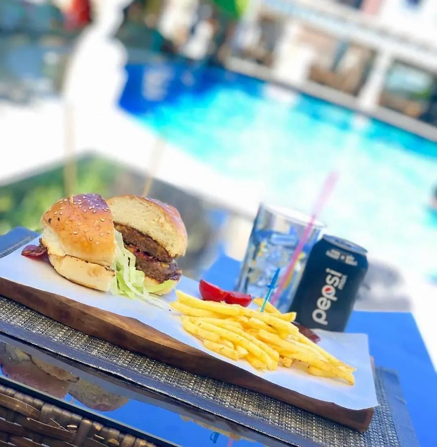 Hotel Grand Levent 博德鲁姆
